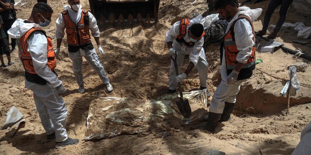 Guerre Israël-Hamas : « Horrifié », le Haut-Commissaire de l’ONU veut une enquête sur des fosses communes à Gaza