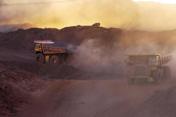 Le ministère des Mines décide de réduire les superficies des permis de recherche minière en Mauritanie