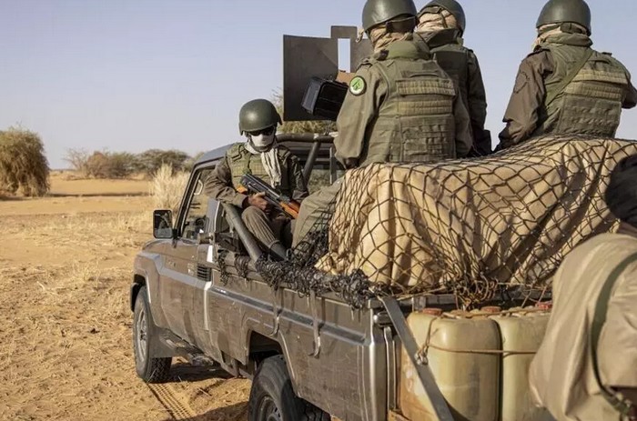 Mauritanie: 17 personnes arrêtées dans une affaire de trafic d'armes près de la frontière malienne