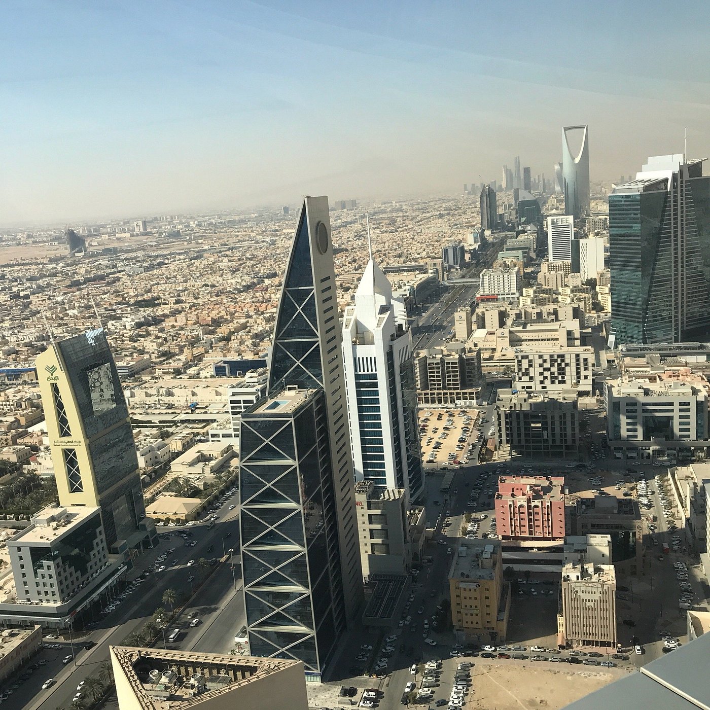 Arabie saoudite: fortes explosions entendues à Riyad, en pleine escalade avec les Houthis du Yémen