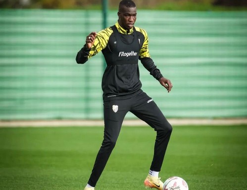 Transfert : SEMEGAOL effectue sa première sortie auprès de ses coéquipiers !